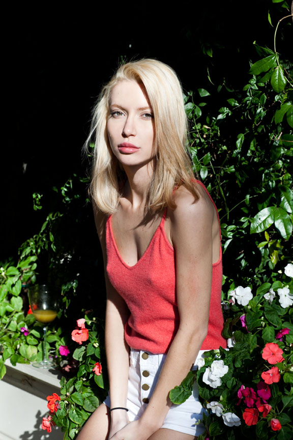 Female model photo shoot of Ivanka Lis