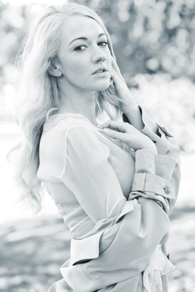 Female model photo shoot of Britney Jean