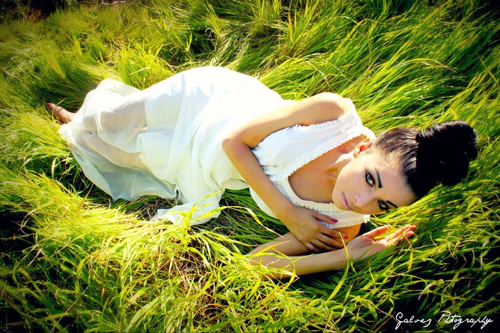 Female model photo shoot of Jisel Wilson