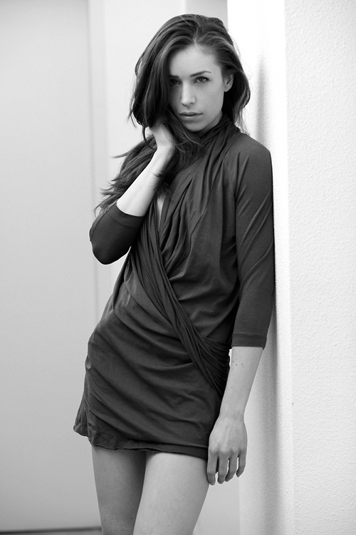 Female model photo shoot of Lynsey Sims