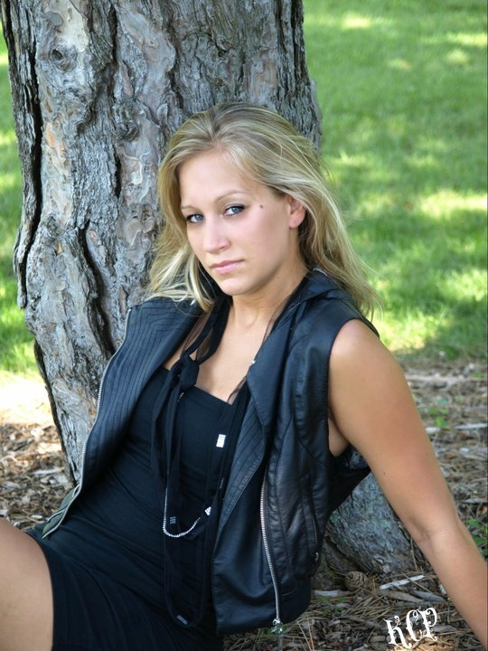 Female model photo shoot of AmberKG in Peabody Estates