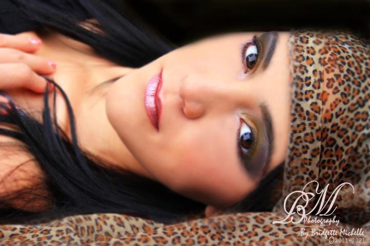 Female model photo shoot of evelyn caban cortes
