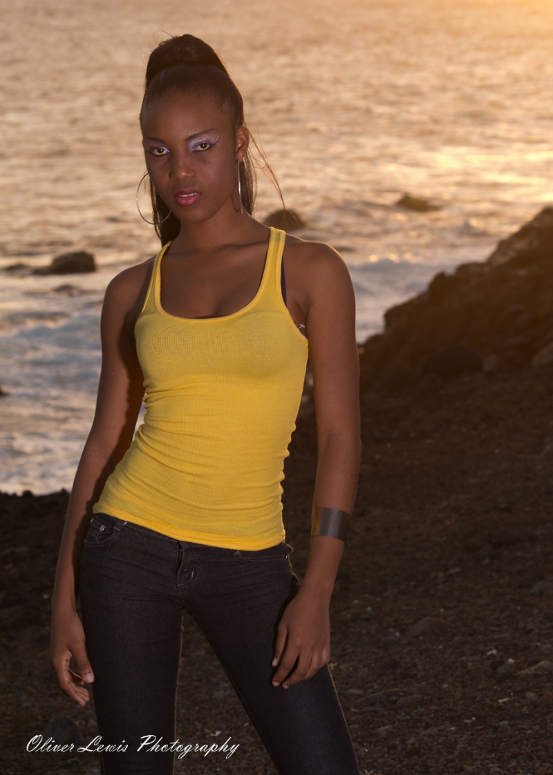 Female model photo shoot of Ayannie by Oliver Lewis Photos in Coral Cove