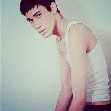 Male model photo shoot of SeanSBennett
