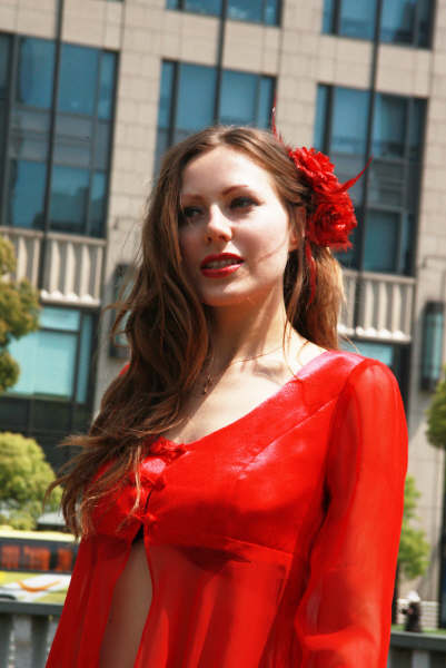 Female model photo shoot of anna zarivna