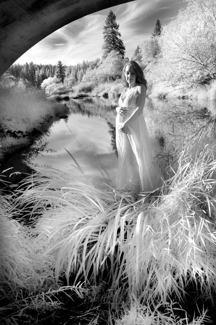 Female model photo shoot of Tillie Vermillion in Spokane - Latah Creek