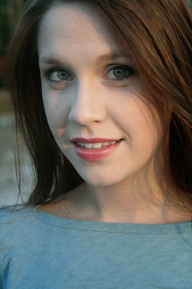 Female model photo shoot of Molly-Beth