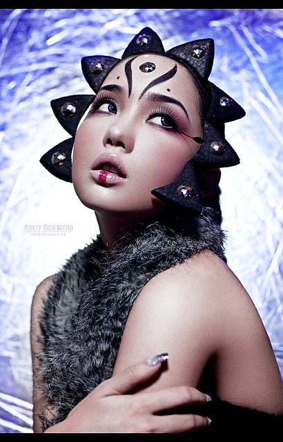 Female model photo shoot of Ashley Gosiengfiao