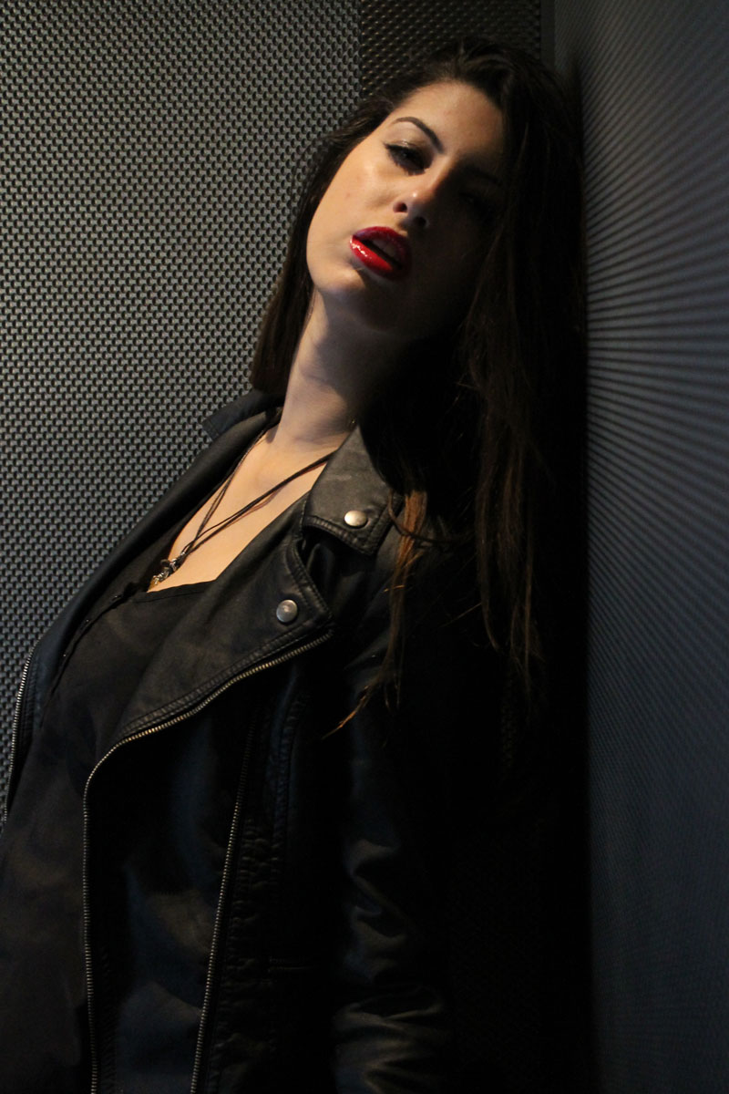 Female model photo shoot of Irena Ilic