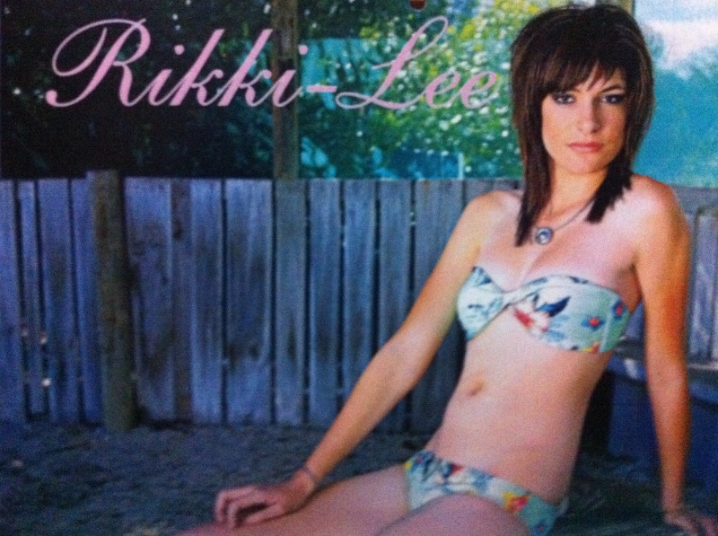 Female model photo shoot of Rikki-lee Lovell