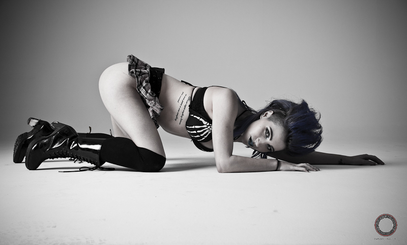Female model photo shoot of Jessica_Foxx