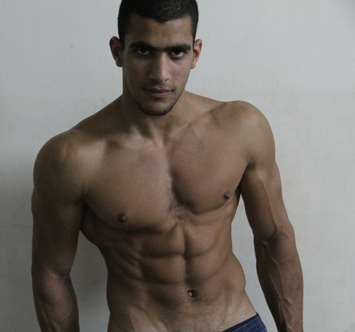 Male model photo shoot of Ahmed yahia