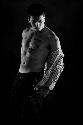 Male model photo shoot of Cornelius Nicky