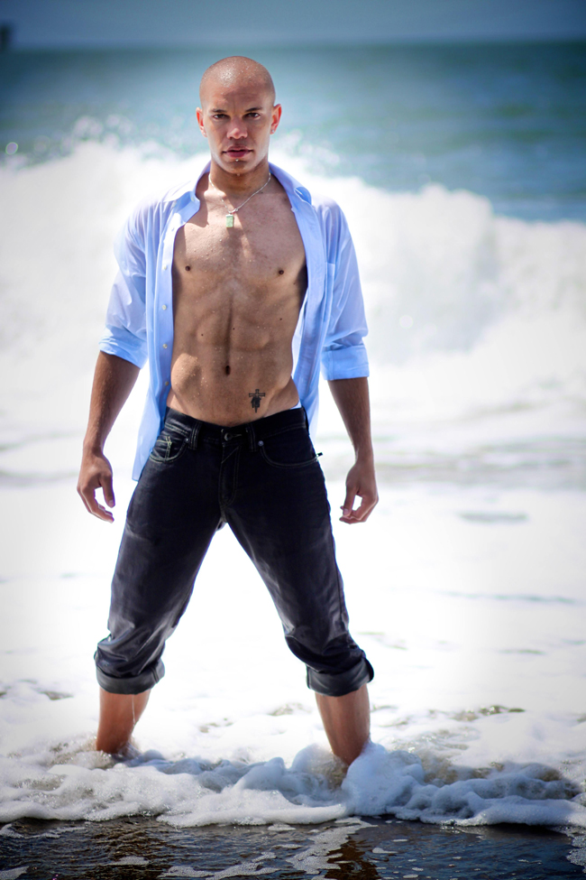 Male model photo shoot of Allen Evan by Wondo Photo