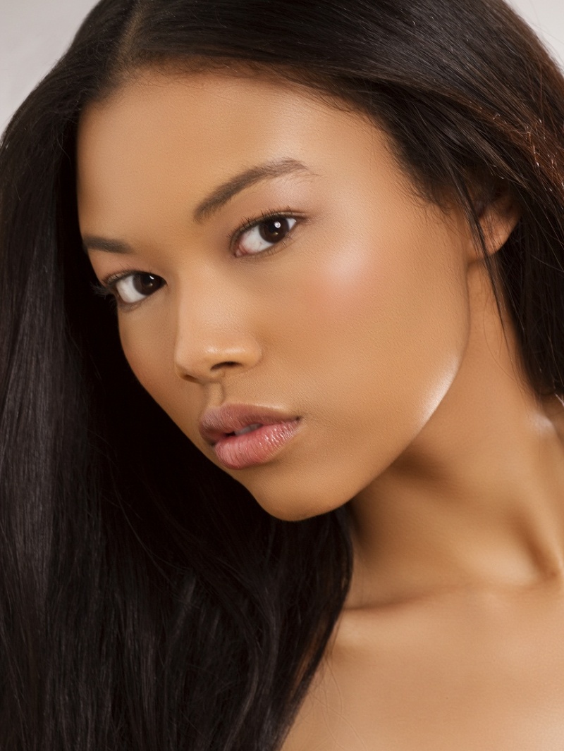Female model photo shoot of Lanna Ng by PashutaPhotography, makeup by Regina Marie MUA