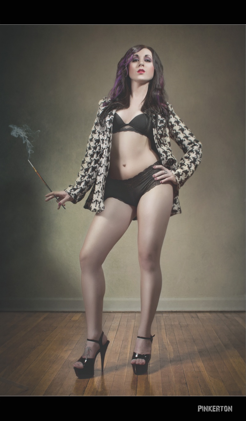 Female model photo shoot of Miss Voodoo by Pinkerton