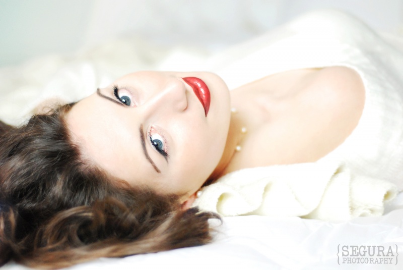 Female model photo shoot of Julia Segura