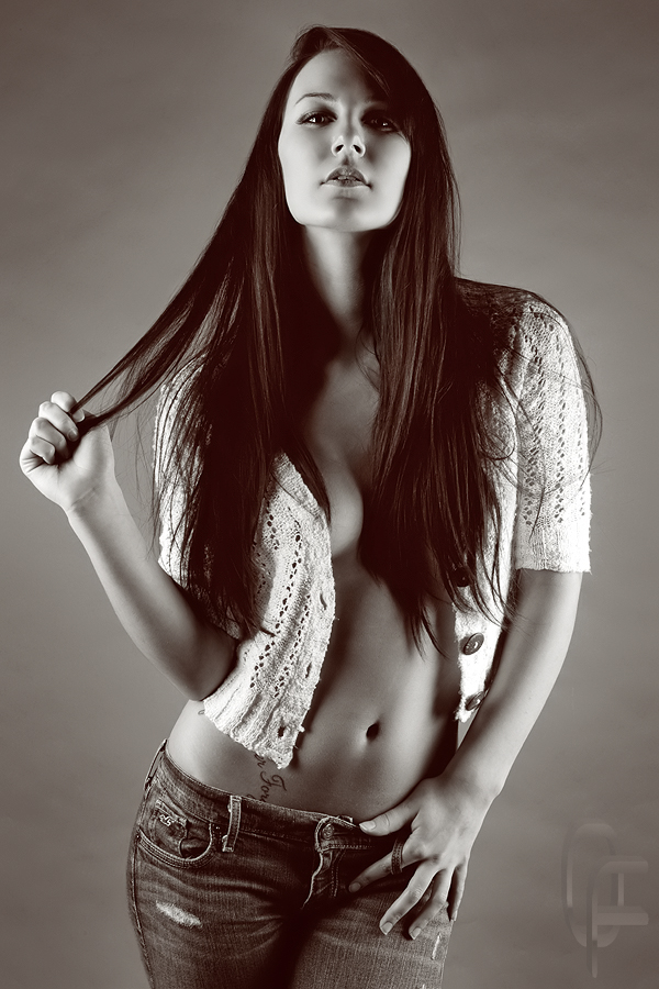 Female model photo shoot of Danielle Lynn by Oblique Foto