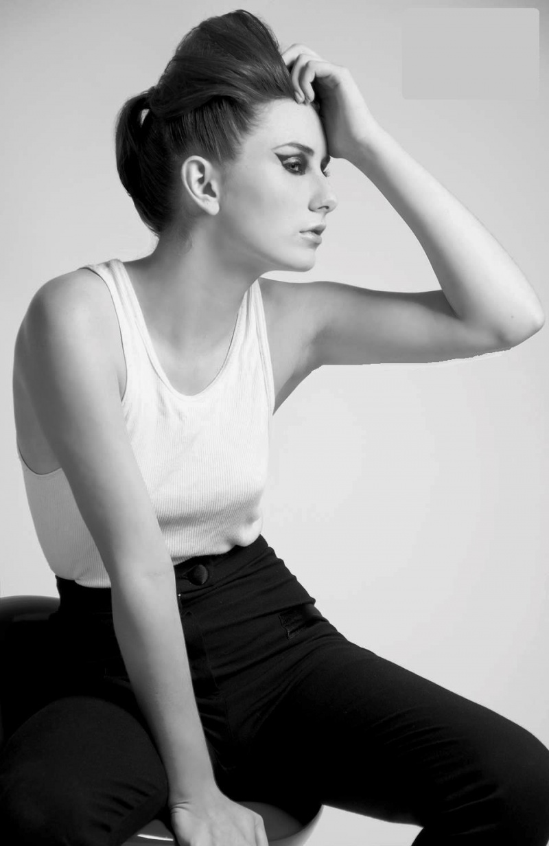 Female model photo shoot of Chelsea Taylore