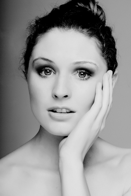 Female model photo shoot of Sarah Vaites