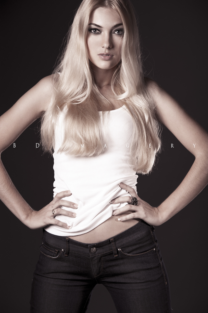 Female model photo shoot of Elizaveta Dymond