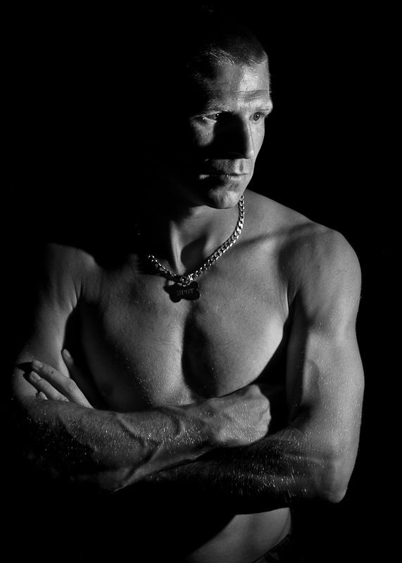 Male model photo shoot of Tom Peters - Spot