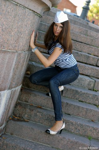 Female model photo shoot of MariaSm