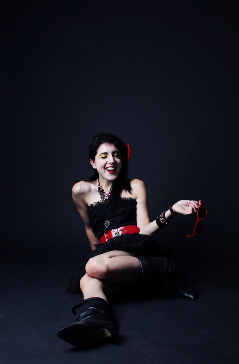 Female model photo shoot of Roezi Rebel and The Octopus Jar