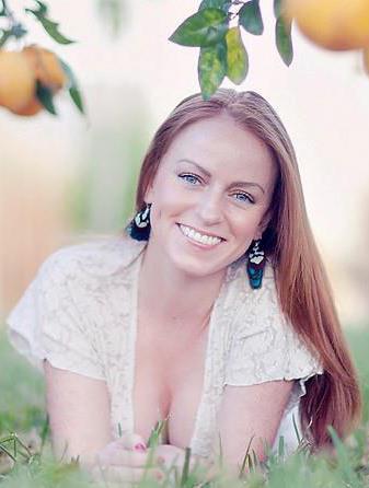 Female model photo shoot of Lauren Antoni in Jupiter, FL