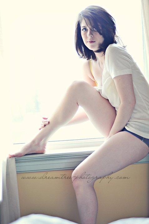 Female model photo shoot of DreamTree Photography