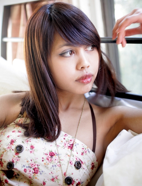 Female model photo shoot of Hana Chan by Ianbullphoto