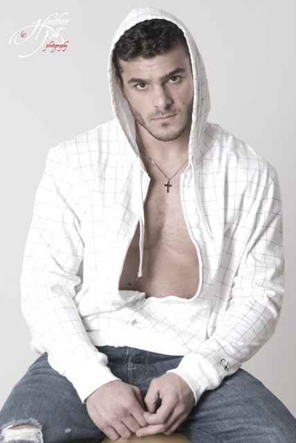 Male model photo shoot of Brian Loureiro