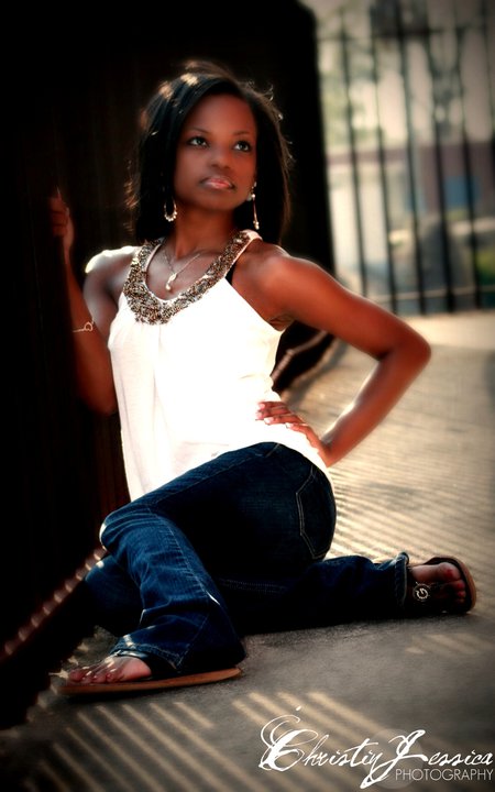 Female model photo shoot of Kelonda Ward