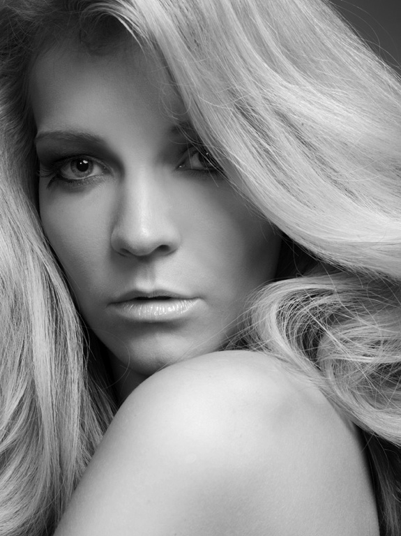 Female model photo shoot of Buffy_ct