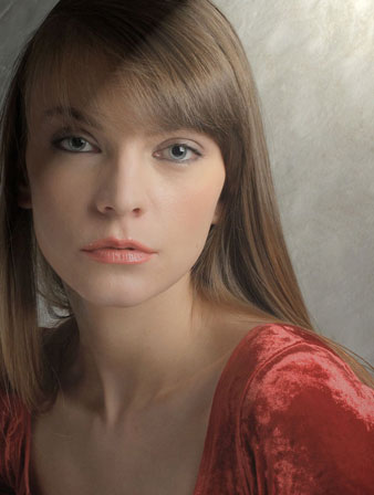 Female model photo shoot of Mila Kolacinska