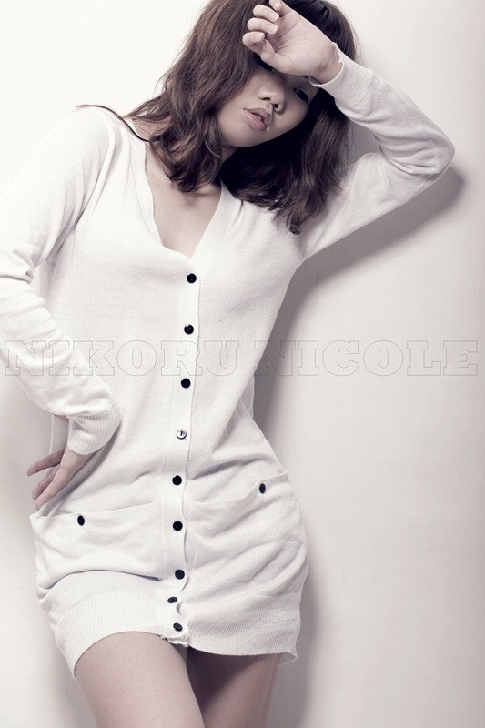 Female model photo shoot of Nikoru Nicole