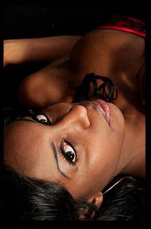 Female model photo shoot of Samonna Jones