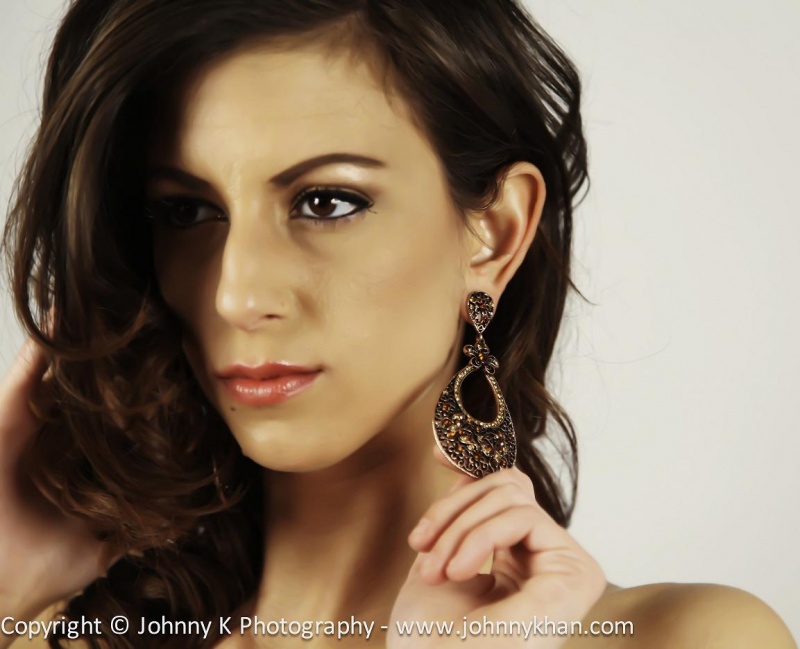 Female model photo shoot of Tiffany Henschel Jones