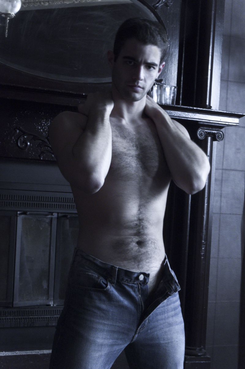 Male model photo shoot of Jaymes Browne