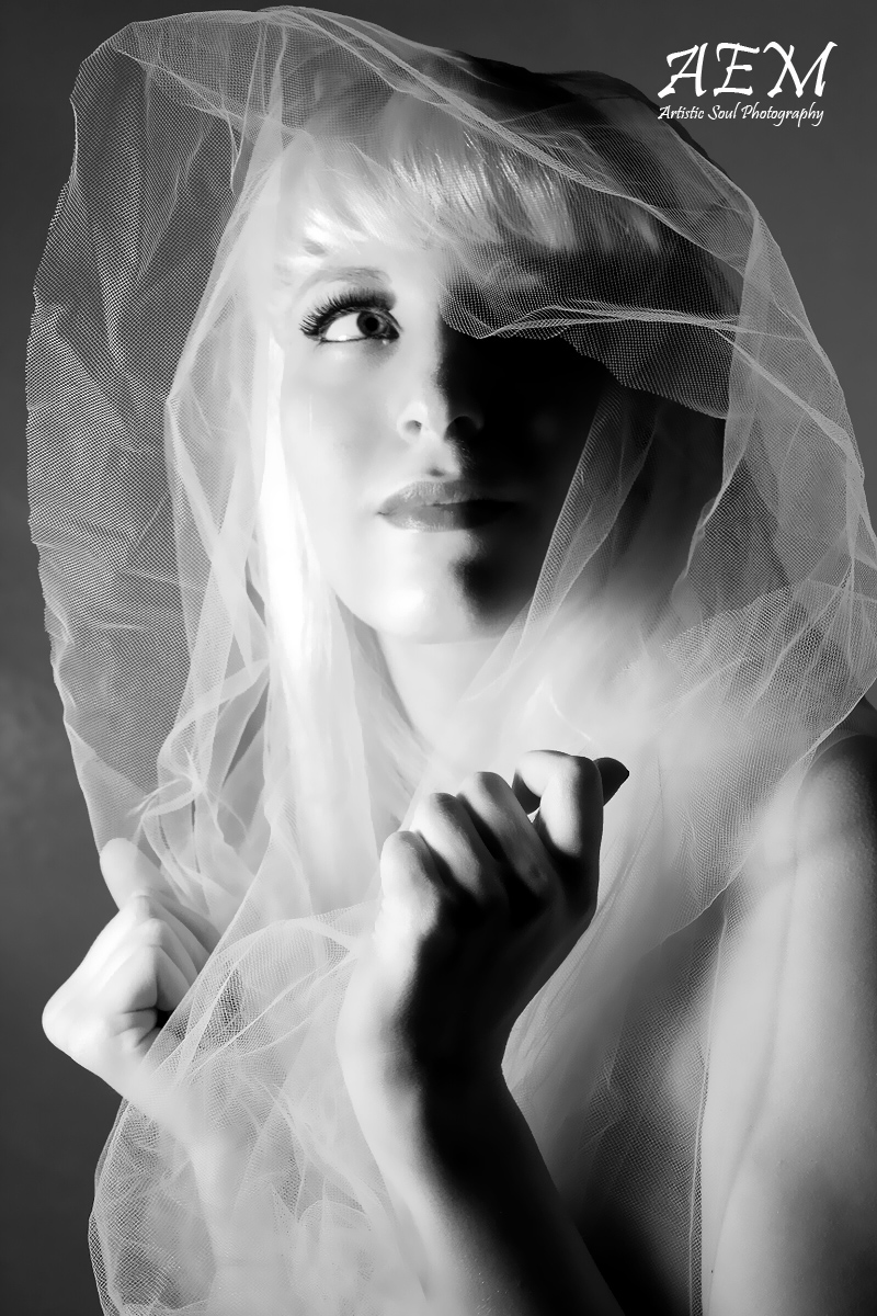 Female model photo shoot of Bella Passero by Drew Da Artist