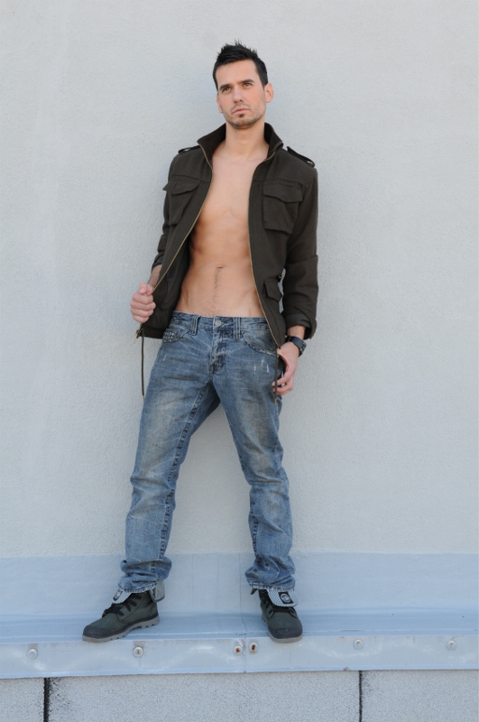 Male model photo shoot of Brandon R Maloney in New Jersey