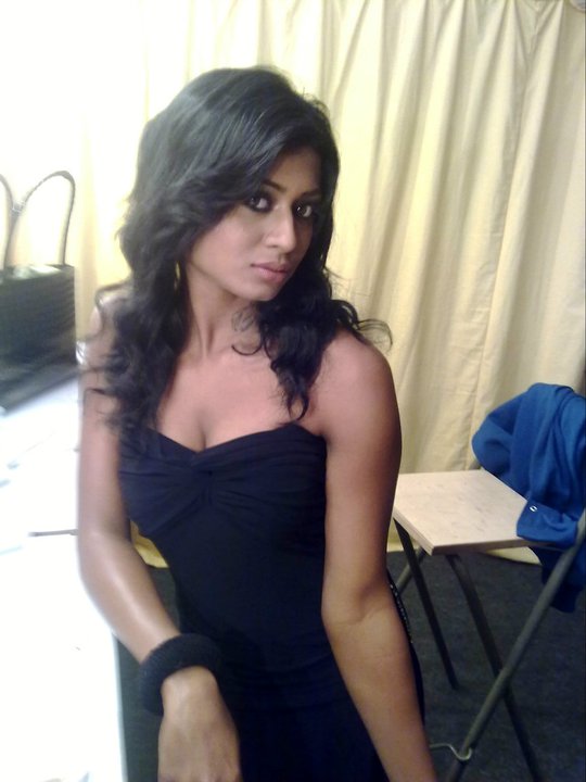 Female model photo shoot of Sanya Srivastava