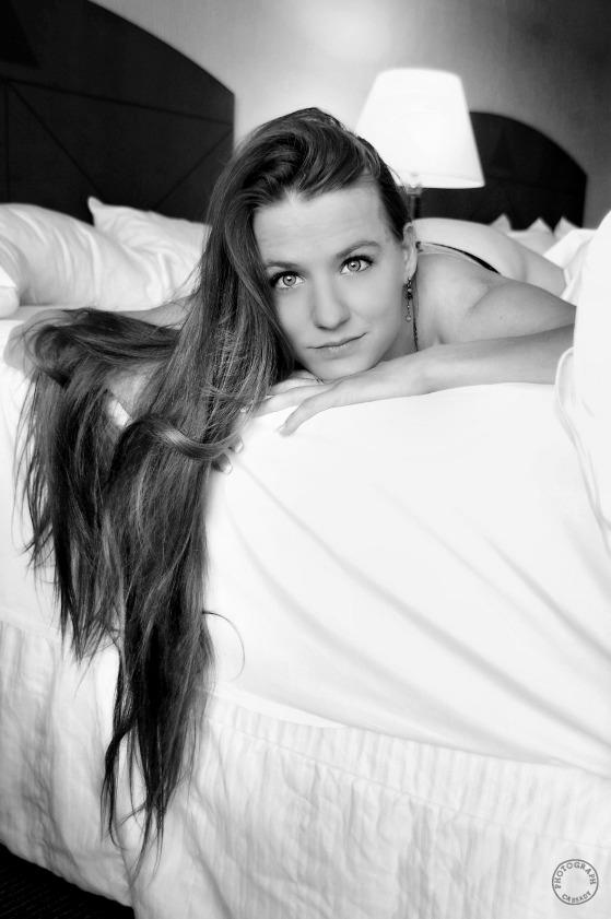 Female model photo shoot of Jeanette Kelley