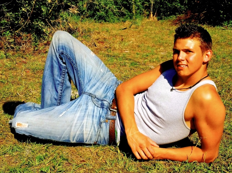 Male model photo shoot of Edwin Cardwell in GAP Ranch