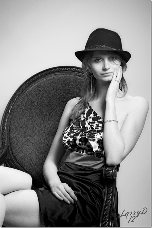 Female model photo shoot of Bobbi Hartsock