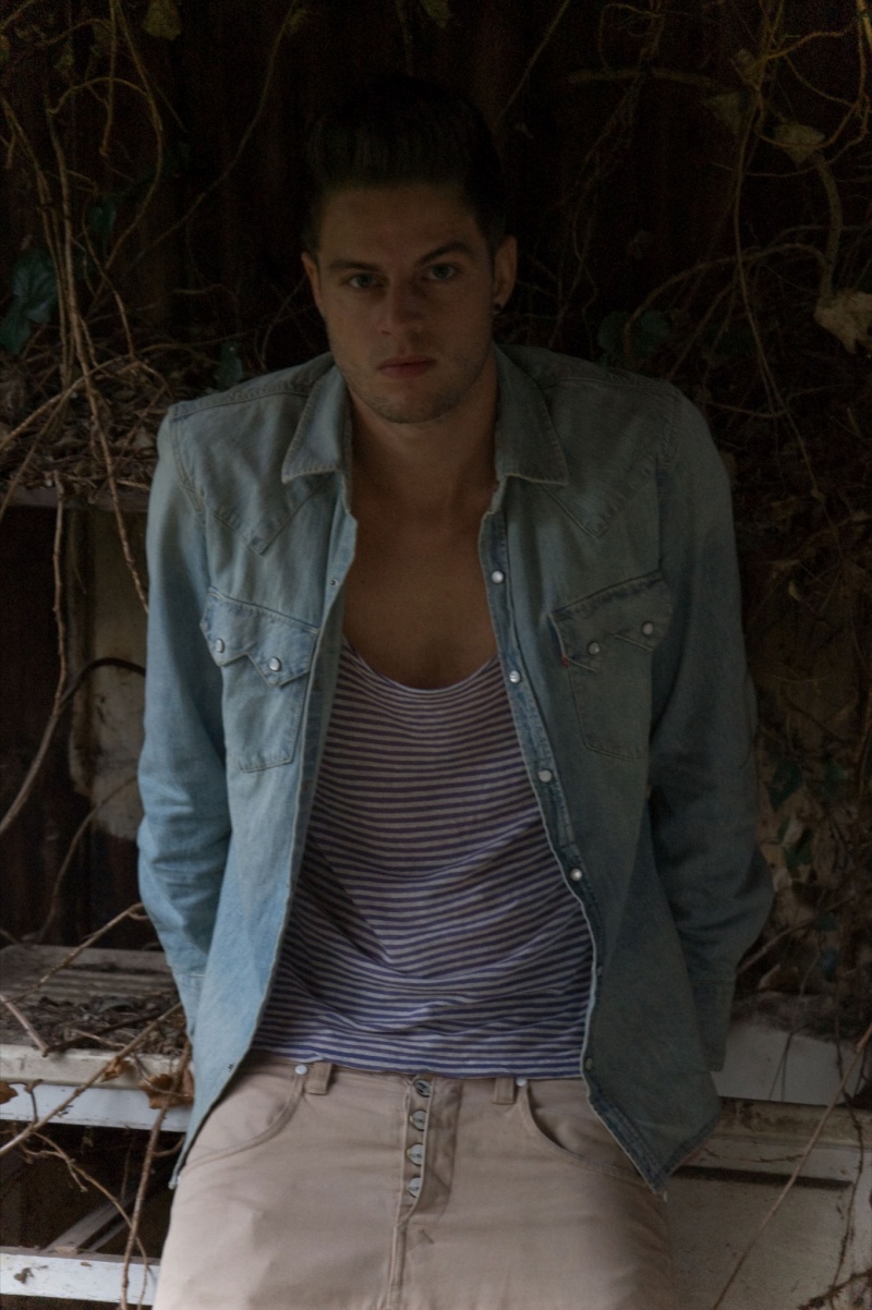 Male model photo shoot of Kylecrick