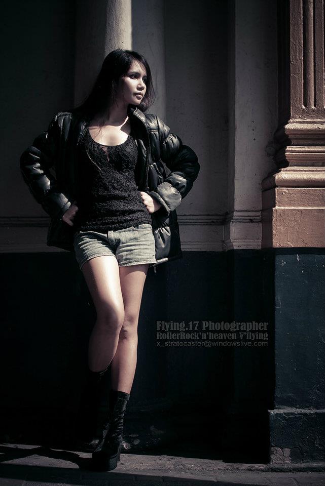 Female model photo shoot of Lelarh Taxxy 