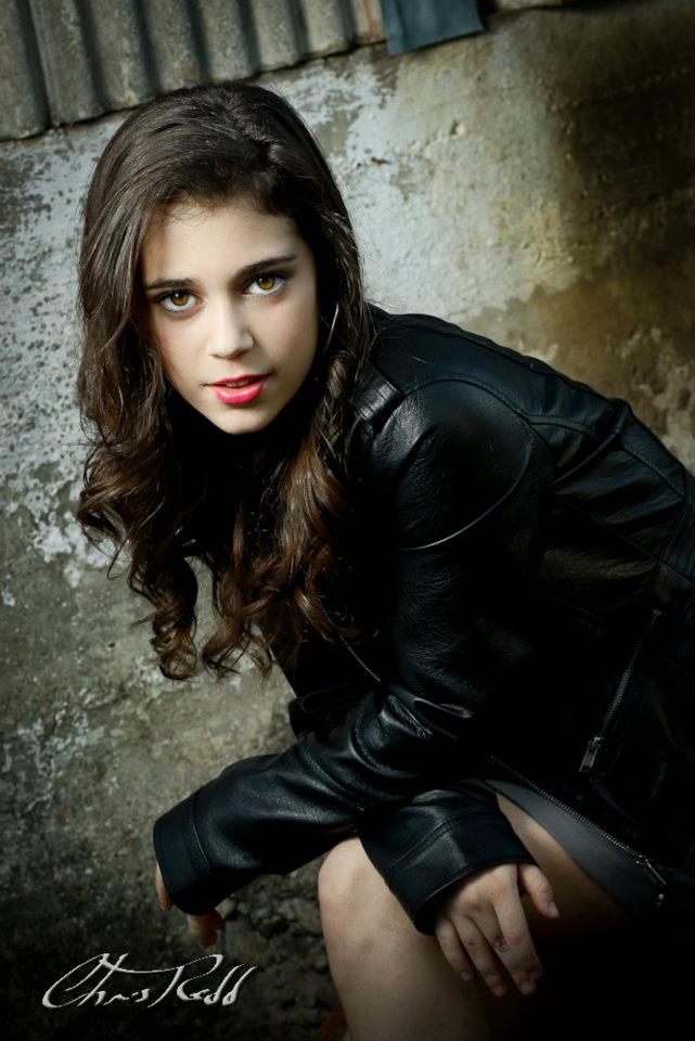Female model photo shoot of Nicole M Elias