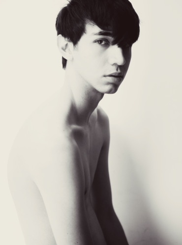 Male model photo shoot of Jonathan Kammerer
