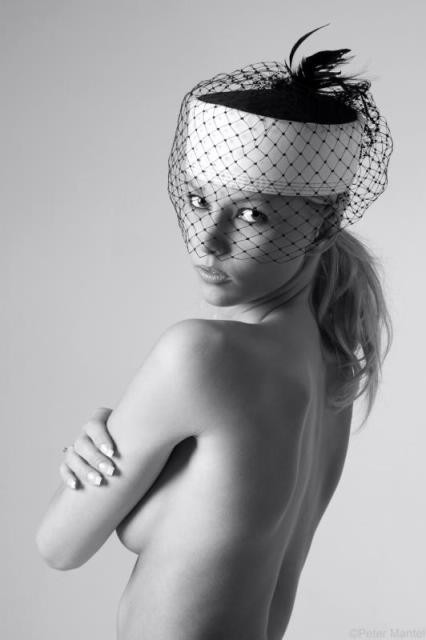 Female model photo shoot of Roxanne Verdonck